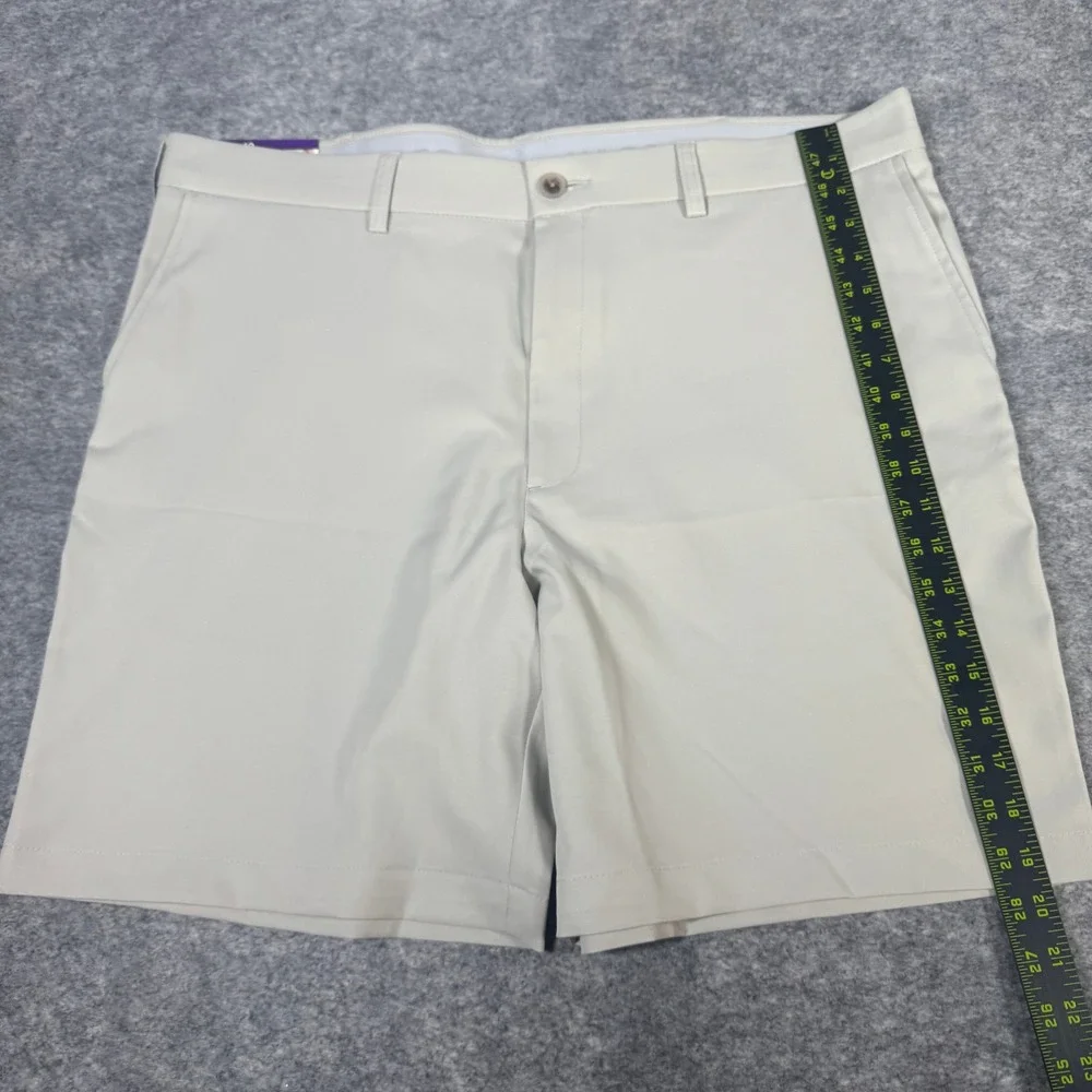 Haggar Performance Shorts Mens 40 Khaki Stretch Moisture Wicking 8.5 Inseam NWT